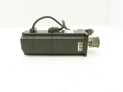 Omron Yaskawa SGMAH-04A1A4CD-0Y AC Servo Motor 200V