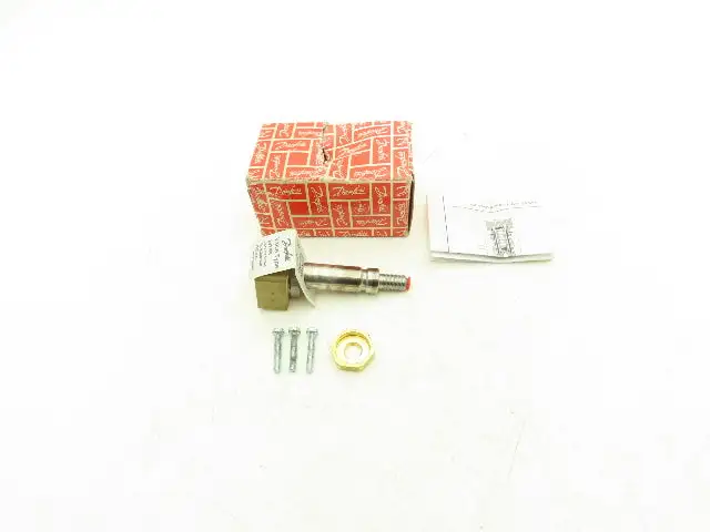 Danfoss EV310B Solenoid Valve Oil Air Flange Mount Manual Override