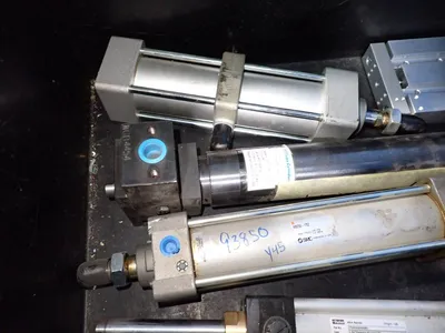 Pnuematic Cylinder Lot. Smc, Parker
