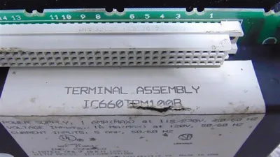 GE Fanuc IC660TPM100B Genius PowerTRAC Terminal Assembly Used
