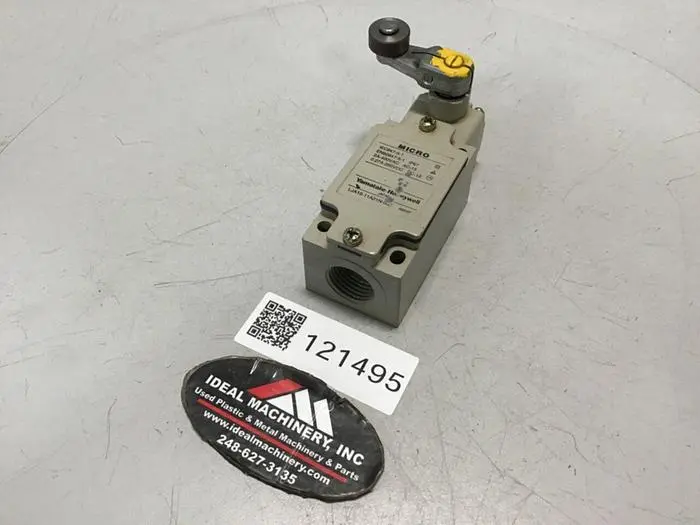 USED YAMATAKE LJA10-11A21N-003
