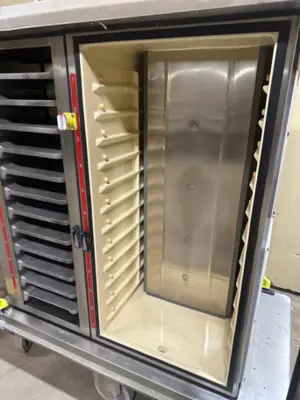 195-0008 Servolift Eastern Hot/Cold Mobile Food Carrier