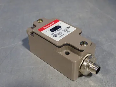 New | in-Stock HONEYWELL SDSC2GLHT81 Relays & Switches Ohio US | HGR 24 #802873