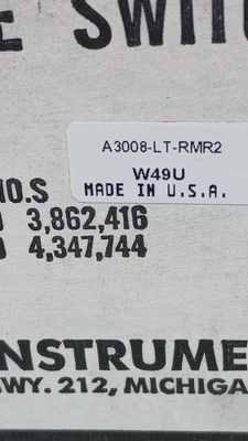 NEW Dwyer A3008-LT-RMR2