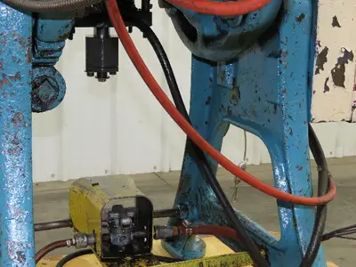 L&J No 2 Mechanical OBI Punch Press 18 Ton 2" Stroke 5-1/2" Throat 1Hp Varidrive