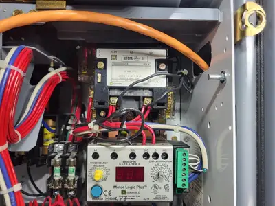 USED SQUARE D MODEL 6