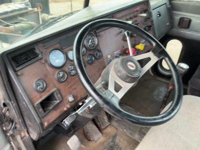 Used 1996 PETERBILT 379 Conventional trucks Michigan US | Miedema Asset Management Group #1568334