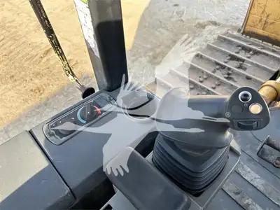 USED 2010 CATERPILLAR D5K LGP