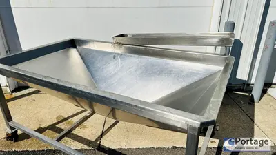 Vegetable / Produce Sorting / Washing / Cleaning / Holding Station  |  S.S. V-Bottom Trough w/Bottom Discharge