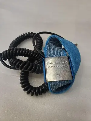 3M HAND WRISTS