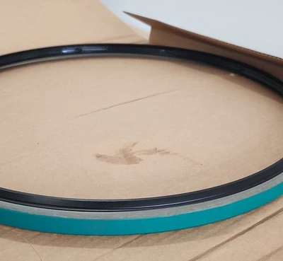 *BRAND NEW* CAT Caterpillar 462-8176 Lip Type Seal D24M05Y21PR6 AA + Warranty!