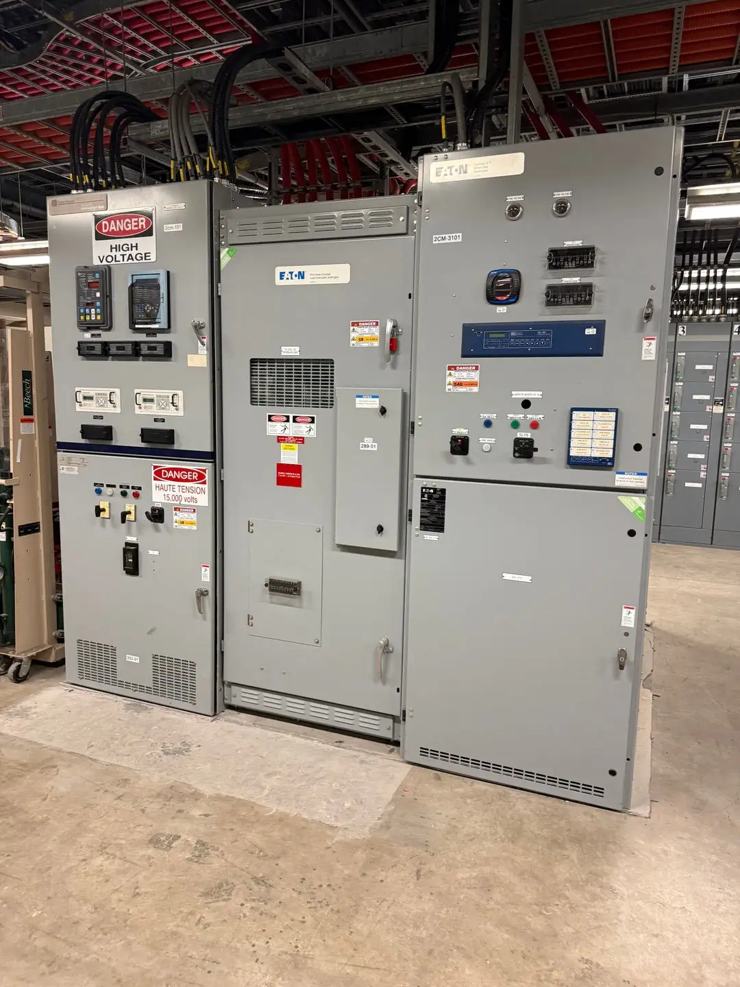 15kV Switchgear Lineup MVS Load Break Controller, 2000 Amp