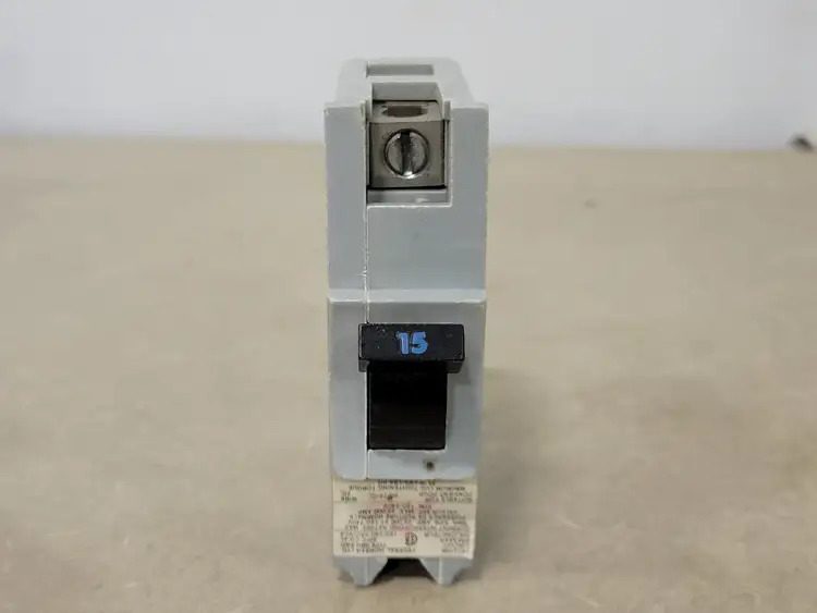 Used FEDERAL PIONEER NB115 Switchgears British Columbia CA | Lenmark #239797