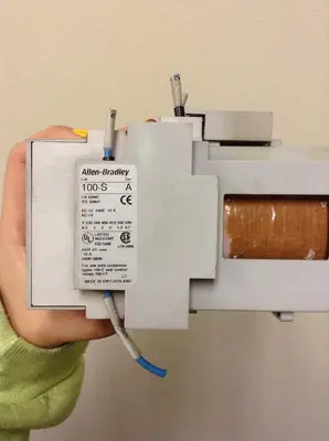 USED ALLEN BRADLEY 100-C43Z*00