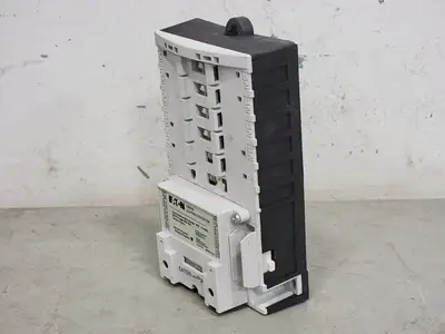 NEW EATON C30CNE