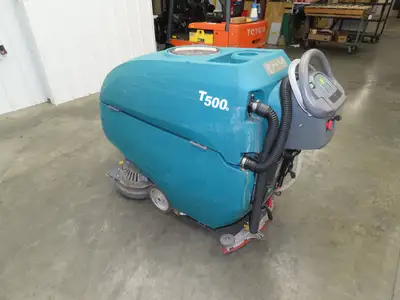 Tennant T500E Walk Behind Floor Scrubber 32" Disc Auto Scrubber 730H