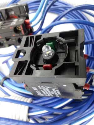 USED Moeller 3SB3801-0EF3