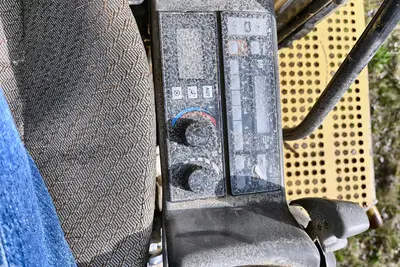 Used 2004 CATERPILLAR 385B L Excavators Wisconsin US | Proxy Equipment #1377640