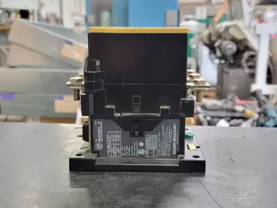 USED ALLEN-BRADLEY 100-B110ND3