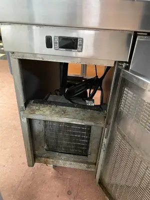 Used Randell Used Randell Self Contained Commercial Work Top Freezer 120V Worktop Freezers Illinois US | Falcon Restaurant Supply #1376350