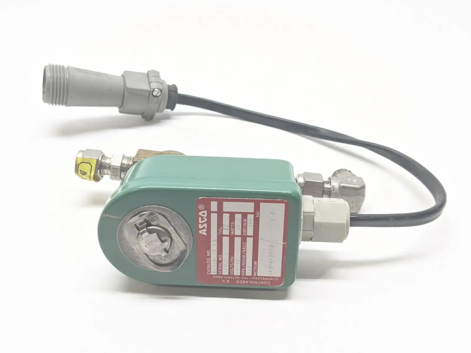 B262B210LT | Asco B262B210 LT Cryogenics Valve 2.8 bar Leybold-Heraeus 42 230 137 - Used