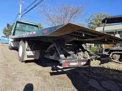 USED 2019 INTERNATIONAL DURASTAR 4300