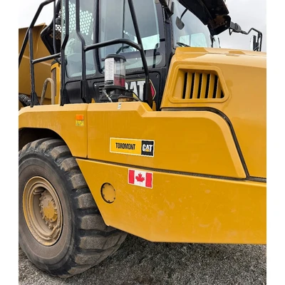 USED 2023 CATERPILLAR 730