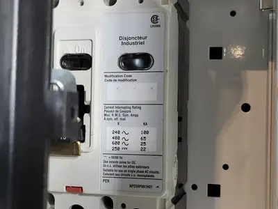 30/15A, 3 Pole, 600V Circuit Breaker HFD Bucket for Freedom 2100 MCC Frame