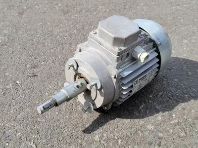 USED TB MOTOR TV 71B