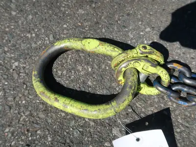 Double Leg Rigging Chain w/ Self Locking Hooks