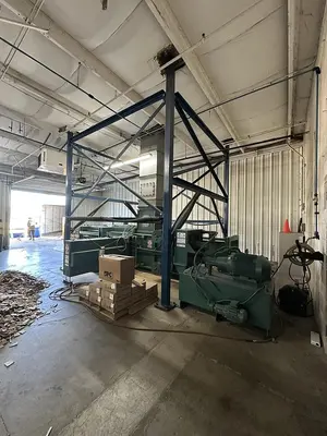 USED MAREN ENGINEERING 72OE-7-X-25R AUTO-TIE BALER
