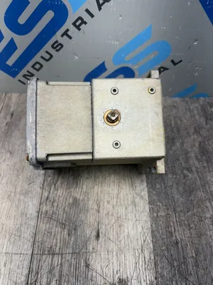 Honeywell M7284C1083 Electrical/PLC/Automation | ESS Industrial Equipment Sales (6)