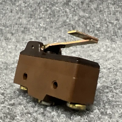 New | in-Stock Honeywell 139028B Switch Parts California US | Davliegogo LLC #1708419