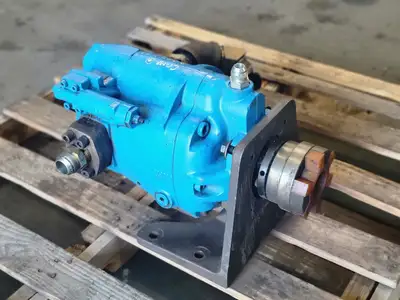 USED EATON PVM131ER