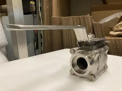 Used SWAGELOK SS-67ESW24P Pump & Valve Parts | Surplus Asset Holdings #1217478