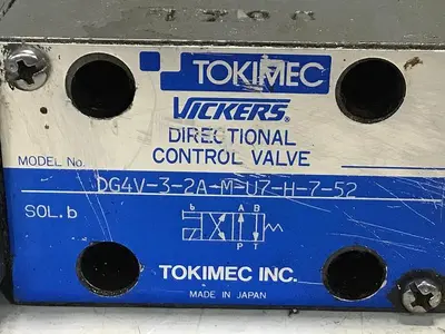 USED VICKERS DG4V-3-2A-M-U7-H-7-52