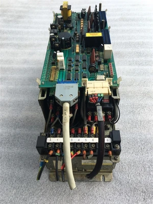 USED FANUC A06B-6057-H007 SERVO AMPLIFIER (4)-