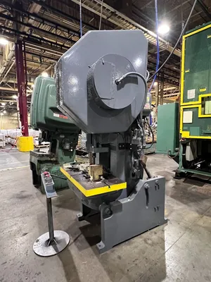 1960 MINSTER 45 OBI / Gap Frame Press | Universal Press & Machinery (UPM) (5)