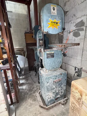 Used _UNKNOWN_ _UNKNOWN_ Woodworking Sanders Georgia US | Auction Management Corporation #1548674