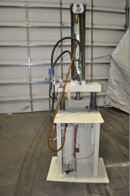 USED 1990 TOX PRESSOTECHNIK MB-50/C15