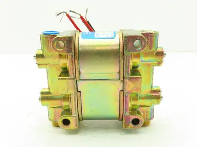 Honeywell Skinner V9LCUFX1 Solenoid Valve 4-Way NC/NO 120V 50 PSI 1/4" NPT