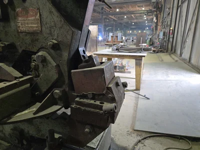 Hill Acme Kling No. 4 Metal Worker Punch/Shear/Notch Machine