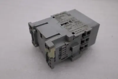 AB Allen-Bradley 100-C30*00 Series-B 600VAC Contactor STOCK H1194A