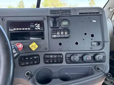 Used 2018 FREIGHTLINER CASCADIA 113 Conventional trucks California US | Ben Kaplan Equipment #1455452