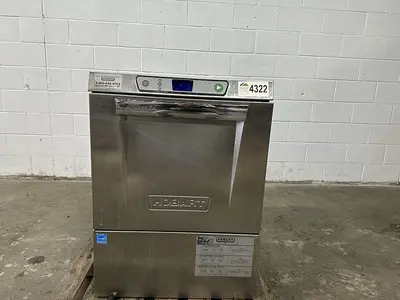 USED 2015 HOBART LXER