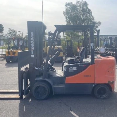 Used 2018 DOOSAN GC45S-5 Liquid Propane Forklifts Arizona US | Leavitt Machinery #1443736