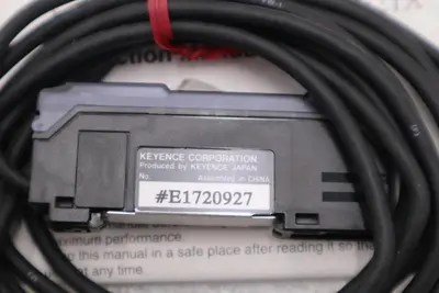 NEW OPEN BOX Keyence FS-V21RP Fiber Optic Sensor Amplifier STK H1545A