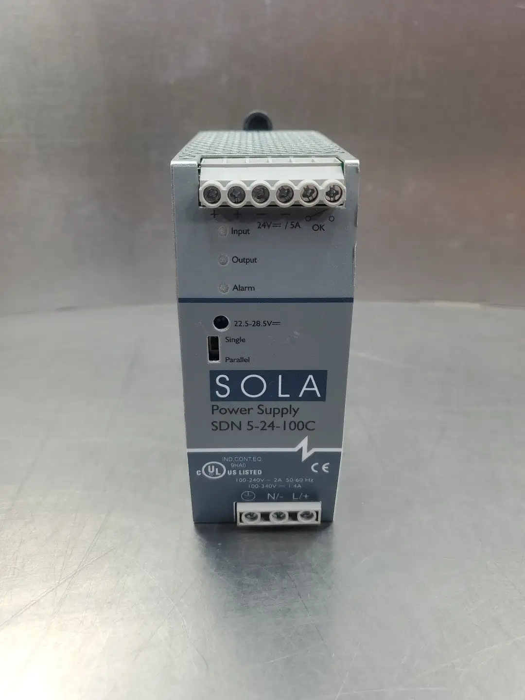 Sola SDN 5-24-100C Power Supply, 24VDC, 5A. 4E-42