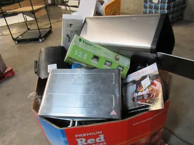 Pallet of Store Overstock and Ecommerce Product and Returns
