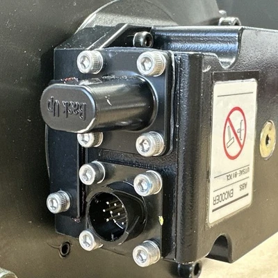 USED Yaskawa SGMRS-12A2B-YR11